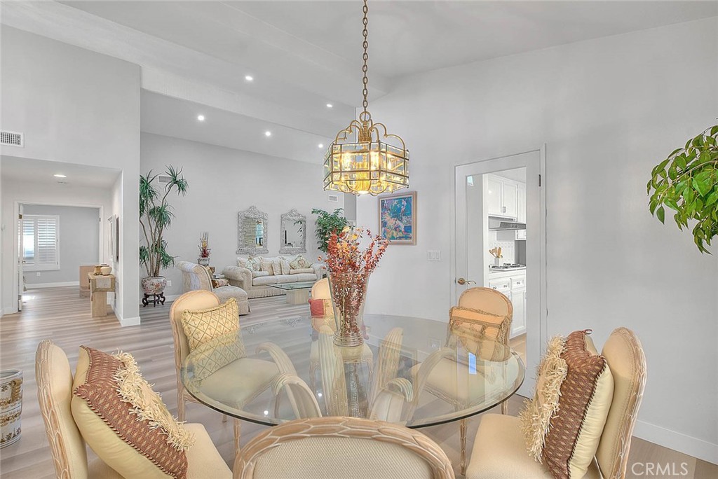 MLS #TR25265577 image #25