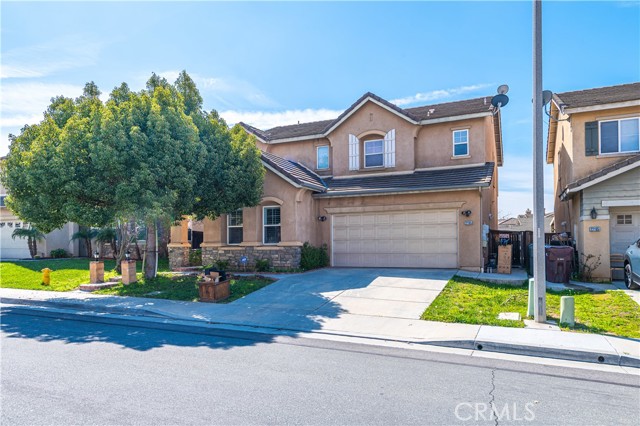 Detail Gallery Image 2 of 39 For 22195 Empress St, Moreno Valley,  CA 92553 - 4 Beds | 3/1 Baths