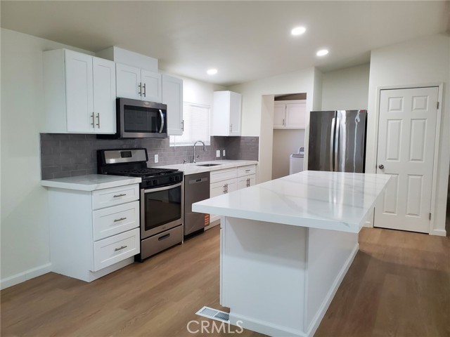 Detail Gallery Image 8 of 19 For 29021 Bouquet Canyon Rd #373,  Saugus,  CA 91390 - 3 Beds | 2 Baths