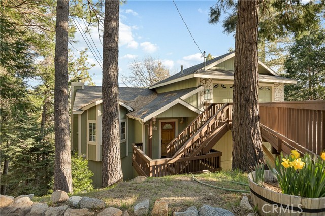 Detail Gallery Image 3 of 40 For 24502 Albrun Ct, Crestline,  CA 92325 - 3 Beds | 2/1 Baths