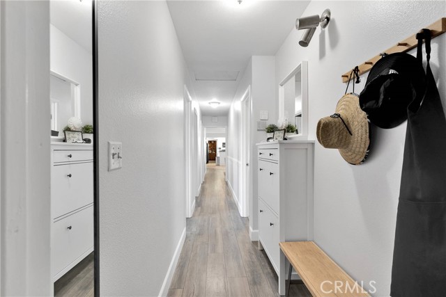19445 Yanan Road, Apple Valley CA: https://media.crmls.org/medias/39be9ee0-9ab5-43c6-9fd6-eff51b707123.jpg