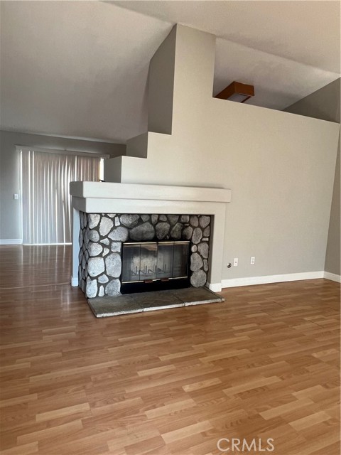 13224 Brighton Circle, Victorville CA: https://media.crmls.org/medias/39befffb-5650-4d9e-9355-90673fceb793.jpg