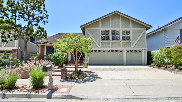 20931 Avenida Amapola, Lake Forest CA: https://media.crmls.org/medias/39c1719b-cd63-4314-9713-220006e90a01.jpg