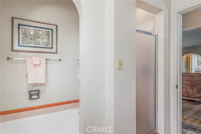 838 838 College Ave, Redlands CA: https://media.crmls.org/medias/39c1c75e-b8e8-4f90-8778-ebc63d7192bc.jpg