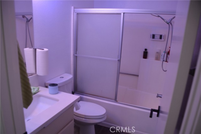 Detail Gallery Image 4 of 4 For 94 Alicante Aisle #133,  Irvine,  CA 92614 - 2 Beds | 2 Baths