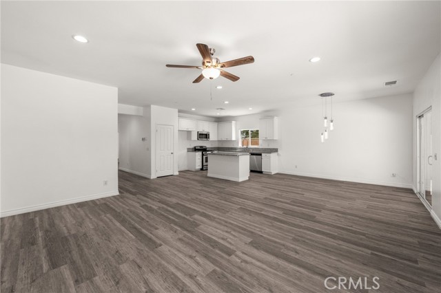 84457 Raphael Way, Coachella CA: https://media.crmls.org/medias/39c2965b-6974-45c6-a710-b02dd9647071.jpg
