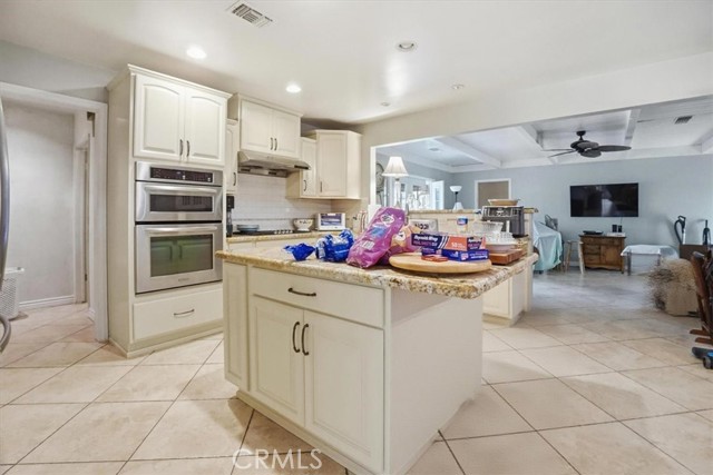 Detail Gallery Image 9 of 46 For 11441 Hillcrest, Loma Linda,  CA 92354 - 3 Beds | 2 Baths