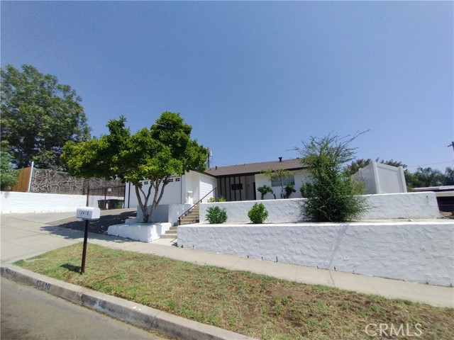13410 Berg Street, Sylmar CA: https://media.crmls.org/medias/39c5fccb-a6b2-420e-94e3-e77252254808.jpg