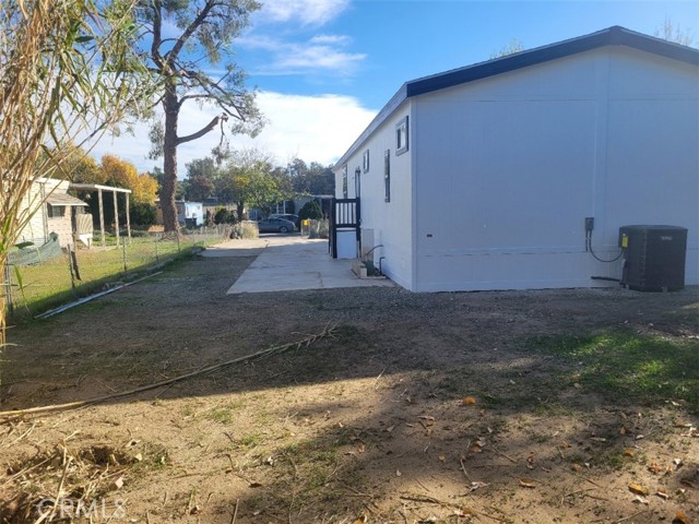 Detail Gallery Image 6 of 12 For 25177 Avenida Valencia, Homeland,  CA 92548 - 3 Beds | 2 Baths