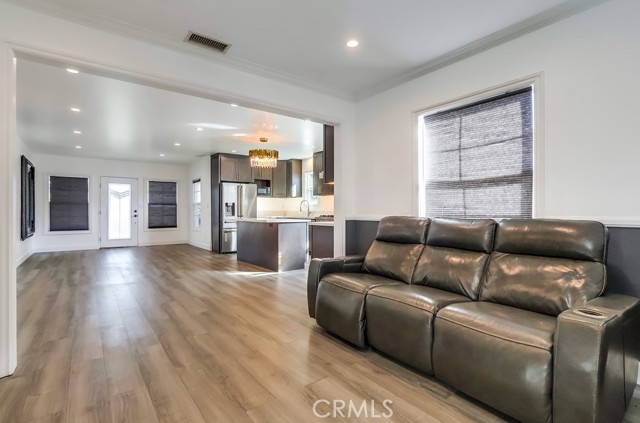 Detail Gallery Image 14 of 34 For 26417 Governor, Harbor City,  CA 90710 - 3 Beds | 2 Baths