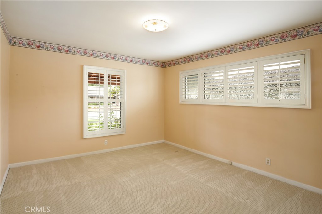 MLS #DW25221311 image #17