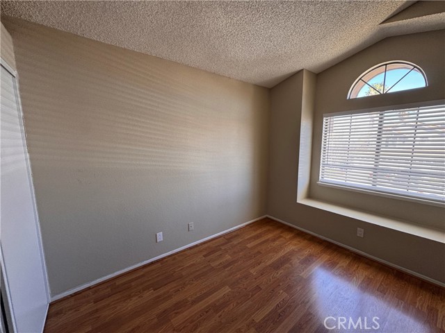 Detail Gallery Image 33 of 44 For 4546 Grandview Dr, Palmdale,  CA 93551 - 3 Beds | 3 Baths