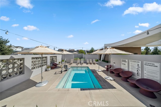 113 Bosal, Irvine CA: https://media.crmls.org/medias/39c8328f-c63e-426f-bf63-559df3bbbb2b.jpg