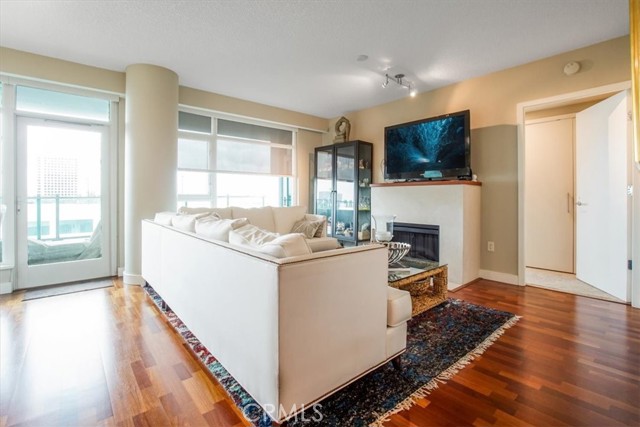 3141 Michelson Drive, Irvine CA: https://media.crmls.org/medias/39c87308-25b5-47e3-b5e4-94b9334103ef.jpg