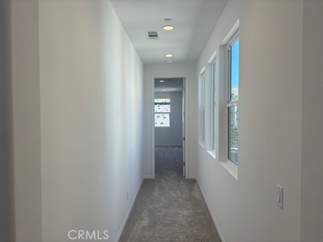 Detail Gallery Image 11 of 14 For 27358 Hyland Ct, Valencia,  CA 91381 - 4 Beds | 2/1 Baths