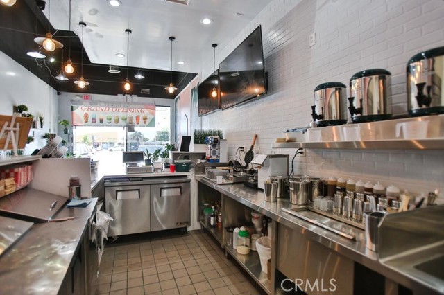 0, Orange CA: https://media.crmls.org/medias/39c88363-c338-40b5-8946-d01d73a0dc9c.jpg