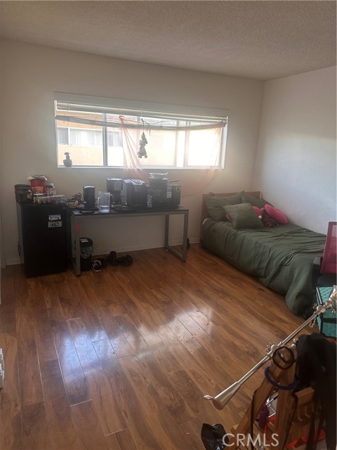 Detail Gallery Image 2 of 13 For 6339 Morse Ave #202,  North Hollywood,  CA 91606 - 3 Beds | 2 Baths