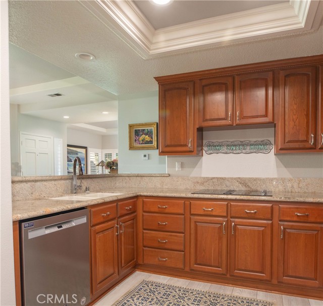 Photo #10: LG23169029 Listing 