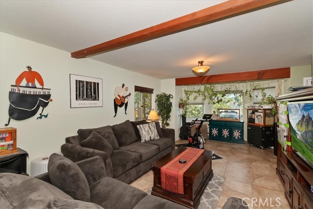 Detail Gallery Image 3 of 35 For 24607 Altdorf Dr, Crestline,  CA 92325 - 3 Beds | 2 Baths