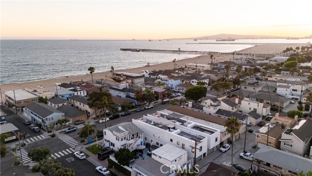 Detail Gallery Image 39 of 50 For 1313 Ocean Ave, Seal Beach,  CA 90740 - 3 Beds | 3/1 Baths