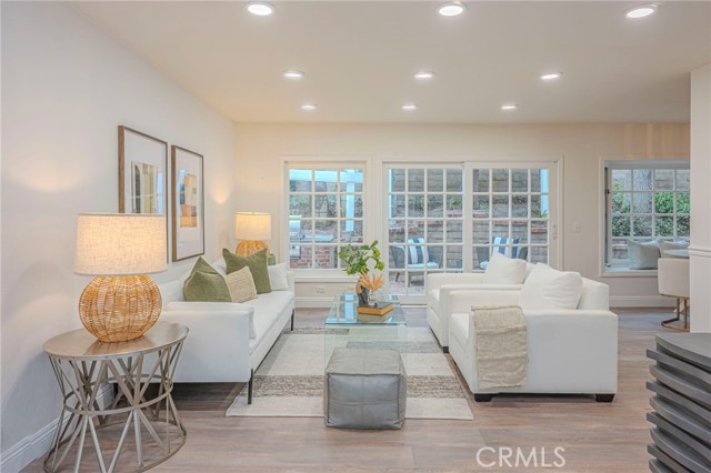 25551 El Capitan, Laguna Hills CA: https://media.crmls.org/medias/39cb2882-62bf-416e-bc0c-484411b0eb7f.jpg