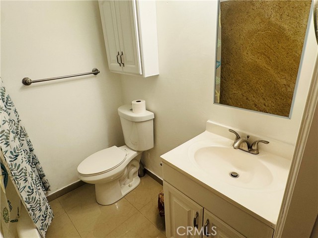 Detail Gallery Image 9 of 11 For 1135 Stringer Ave #2,  Los Angeles,  CA 90063 - 2 Beds | 1 Baths