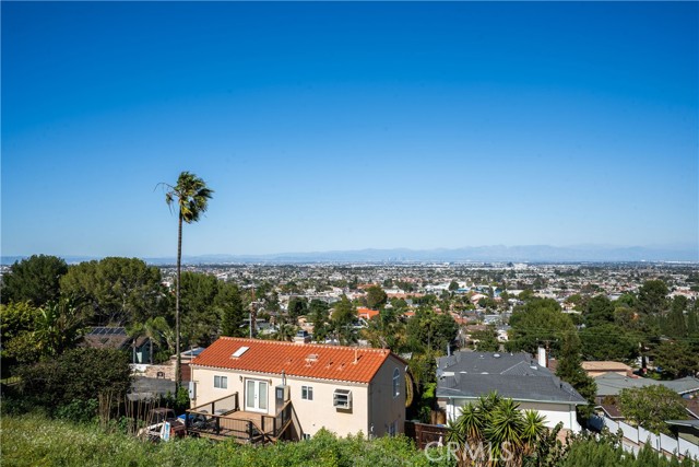 Detail Gallery Image 31 of 42 For 2067 Glentree, Lomita,  CA 90717 - 4 Beds | 4 Baths