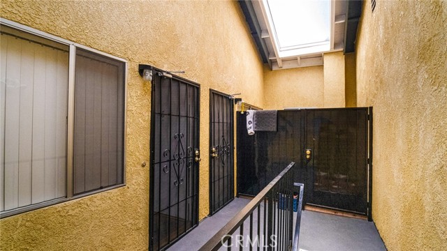 Detail Gallery Image 10 of 34 For 1812 E Carson St, Long Beach,  CA 90807 - – Beds | – Baths