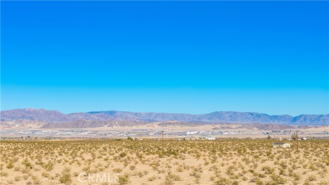 Detail Gallery Image 15 of 22 For 101 Alfalfa Ave, Twentynine Palms,  CA 92277 - – Beds | – Baths