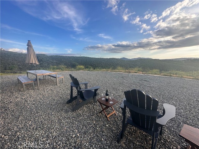 35251 Calle Campo, Temecula CA: https://media.crmls.org/medias/39d21087-7af1-45e6-9242-6e01842f6c2f.jpg