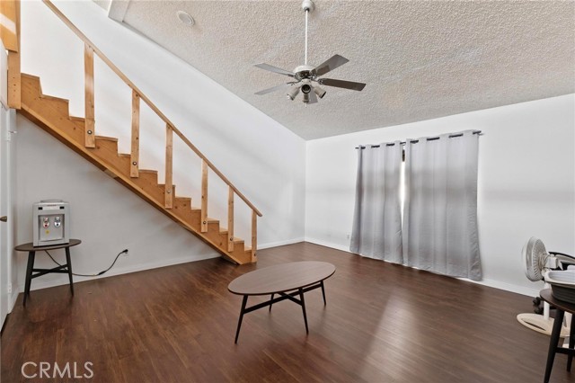 Detail Gallery Image 11 of 32 For 4496 Shetland Ln, Jurupa Valley,  CA 92509 - 3 Beds | 2 Baths