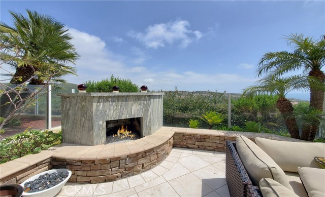 34 Sunset Cove, Newport Coast CA: https://media.crmls.org/medias/39d31312-e557-4e2c-8fc9-cbe660909fbb.jpg