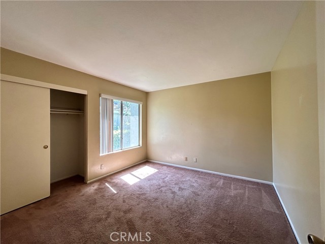 15 Wintergreen, Irvine CA: https://media.crmls.org/medias/39d38092-52db-45ee-8ed1-d18618dfd596.jpg