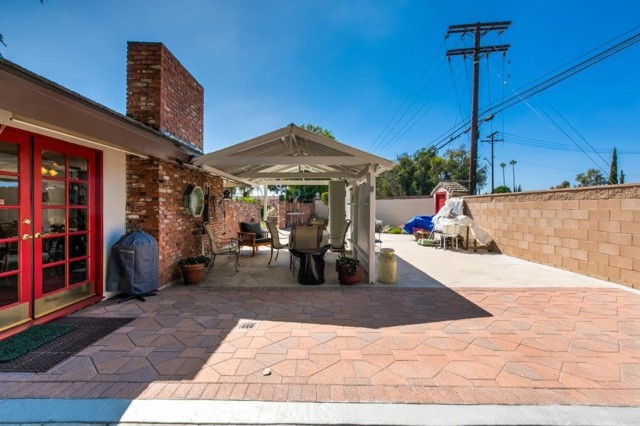 Image 17 of 44 For 17901 E Santa Clara Ave.