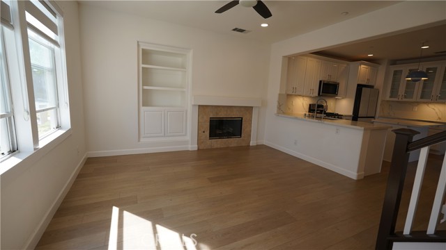 Detail Gallery Image 4 of 25 For 27 Windward, Buena Park,  CA 90621 - 3 Beds | 2/1 Baths