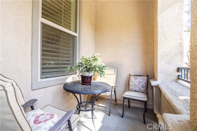 Detail Gallery Image 3 of 46 For 11220 Paseo Sonesta, Porter Ranch,  CA 91326 - 2 Beds | 2/1 Baths