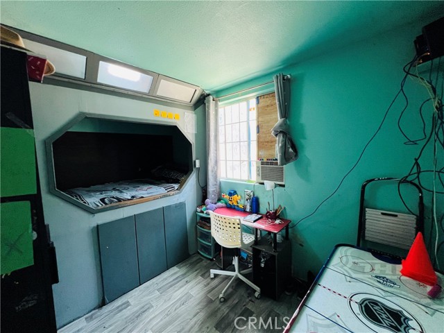 Image 7 of 12 For 17534 Northam Street