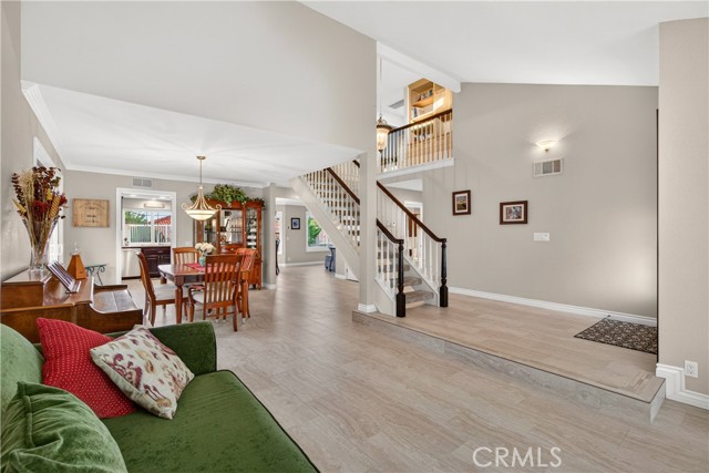 Detail Gallery Image 6 of 70 For 136 S Avenida Felipe, Anaheim,  CA 92807 - 4 Beds | 3 Baths