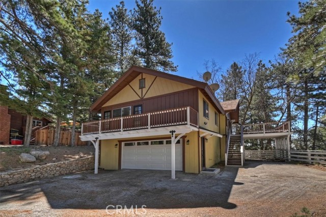 Detail Gallery Image 4 of 45 For 30573 Live Oak, Running Springs,  CA 92382 - 3 Beds | 2/1 Baths