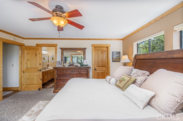Detail Gallery Image 11 of 69 For 38800 Fawn Point Ln, Bass Lake,  CA 93604 - 5 Beds | 3/1 Baths