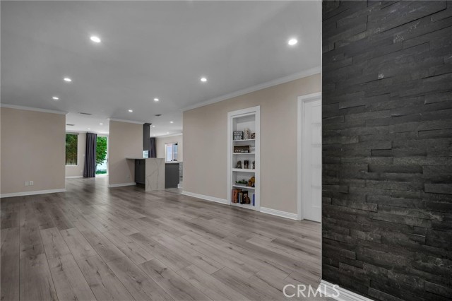 17900 Bullock Street, Encino CA: https://media.crmls.org/medias/39d59f9c-f686-4392-9f56-583fdb772b68.jpg