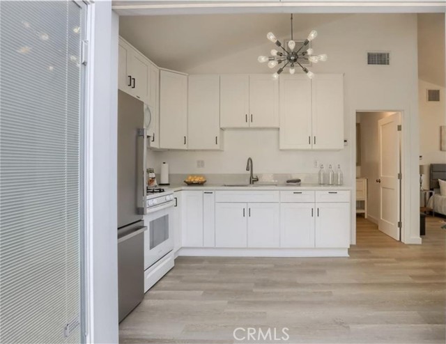 Front Image Thumbnail for CRPW26108334