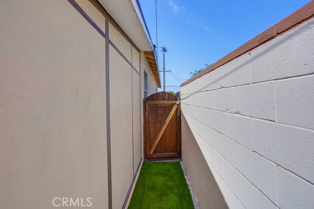 Detail Gallery Image 39 of 39 For 4574 W 163rd St, Lawndale,  CA 90260 - 3 Beds | 2 Baths