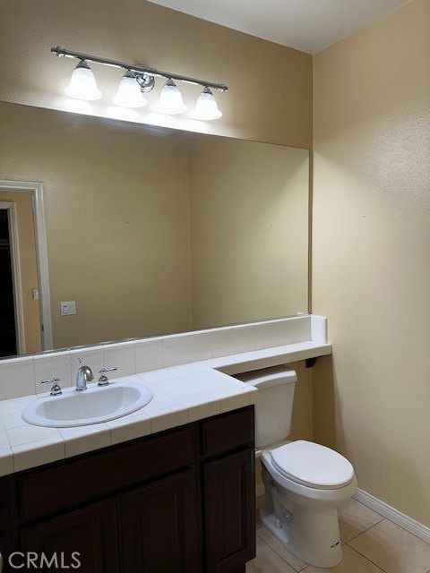 Detail Gallery Image 5 of 28 For 13004 Hillhaven Ct, Victorville,  CA 92392 - 5 Beds | 3/1 Baths