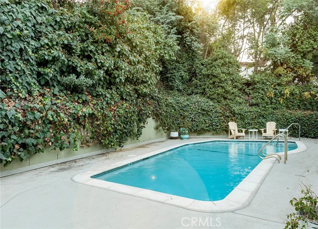 Detail Gallery Image 18 of 18 For 3625 Fredonia Dr #4,  Hollywood Hills,  CA 90068 - 2 Beds | 2 Baths