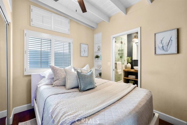 226 44th St, Manhattan Beach, California 90266, 1 Bedroom Bedrooms, ,Residential,Sold,44th St,SB22107069