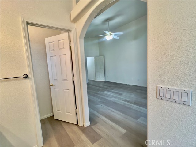 Detail Gallery Image 12 of 30 For 17980 Lakeview Dr, Victorville,  CA 92395 - 3 Beds | 2 Baths