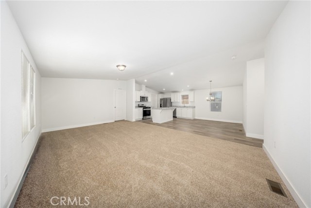 Detail Gallery Image 12 of 32 For 1855 E Riverside Dr #252,  Ontario,  CA 91761 - 3 Beds | 2 Baths