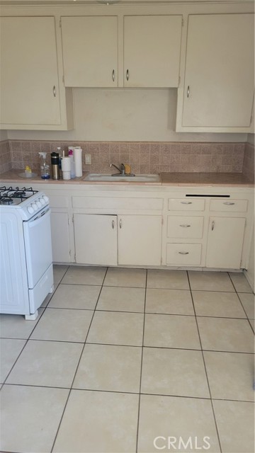 Detail Gallery Image 2 of 6 For 7004 Amethyst Ave #2,  Rancho Cucamonga,  CA 91701 - 1 Beds | 1 Baths