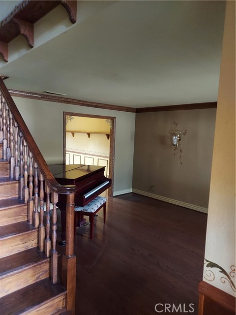 5722 Vinevale Circle, La Palma, CA, 90623 5722 Vinevale Circle, La Palma, CA, 90623